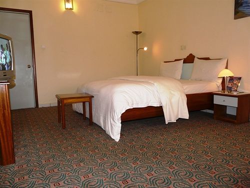 Azam Hotel Bamenda Luaran gambar